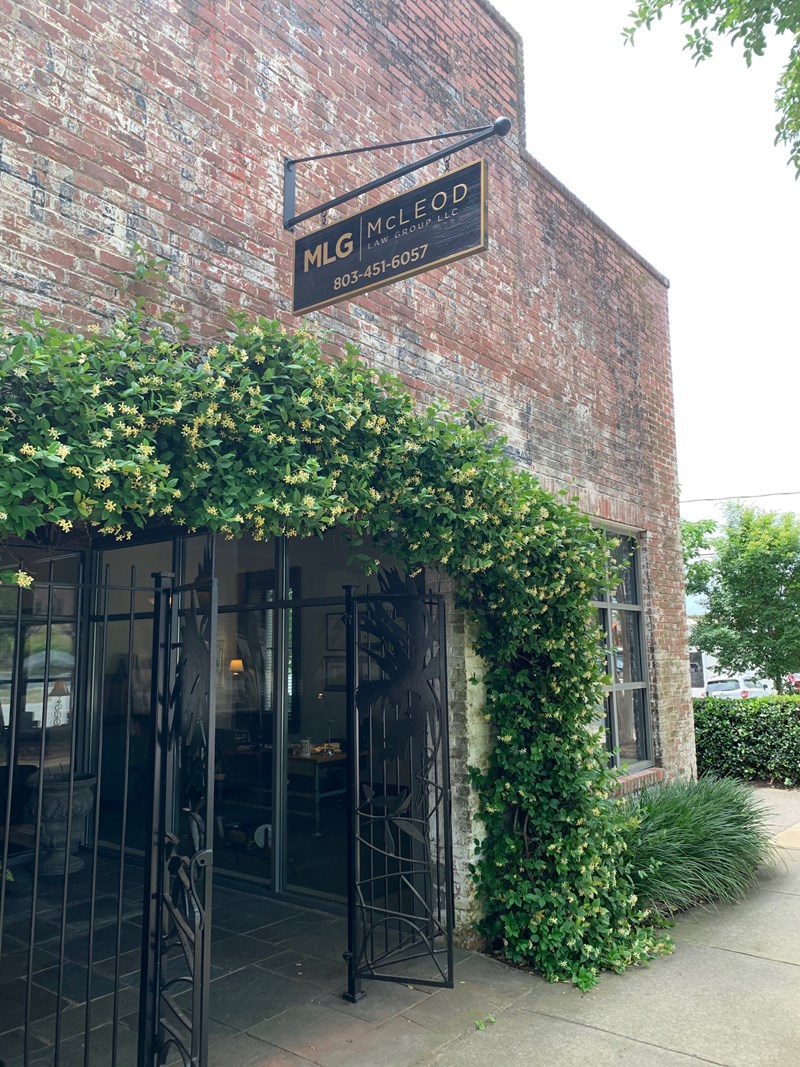 Sign Posts & Sign Hanging Accessories | Professional Services