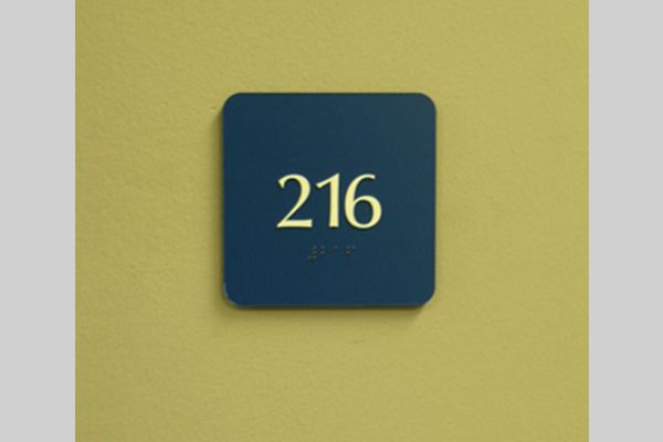  - Image360-ColumbiaCentralSC-Room