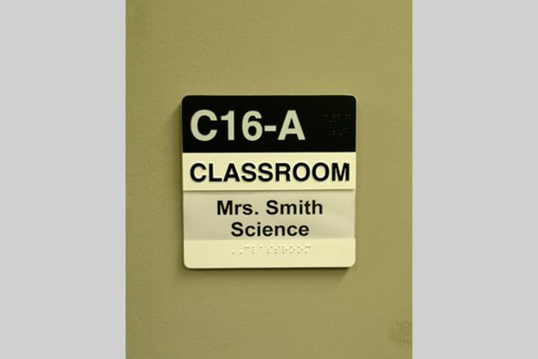  - Image360-ColumbiaCentralSC-ADA-classroom_mrs._smith