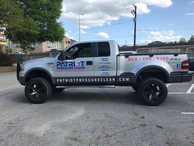 Vehicle Logo Graphics & Lettering | Professional Services