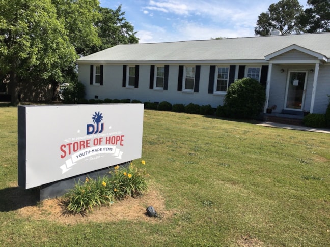 Decals, Wraps & Lettering