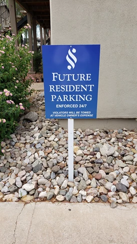 Parking Lot Signs | Property Management and Apartment Signs