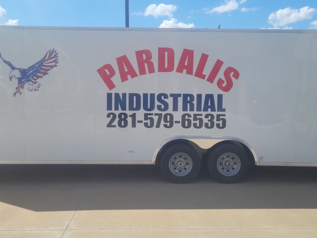 Vehicle Graphics & Lettering