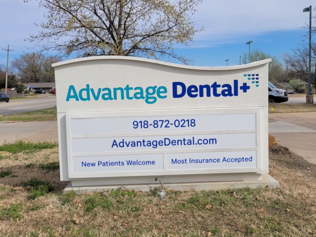Monument Signs | Healthcare | Dental Offices
