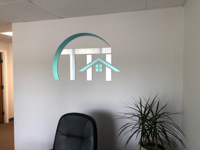 Metallic Dimensional Logo