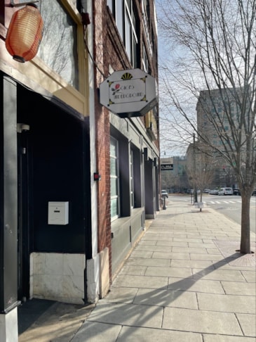 Custom Acrylic & Plastic Displays