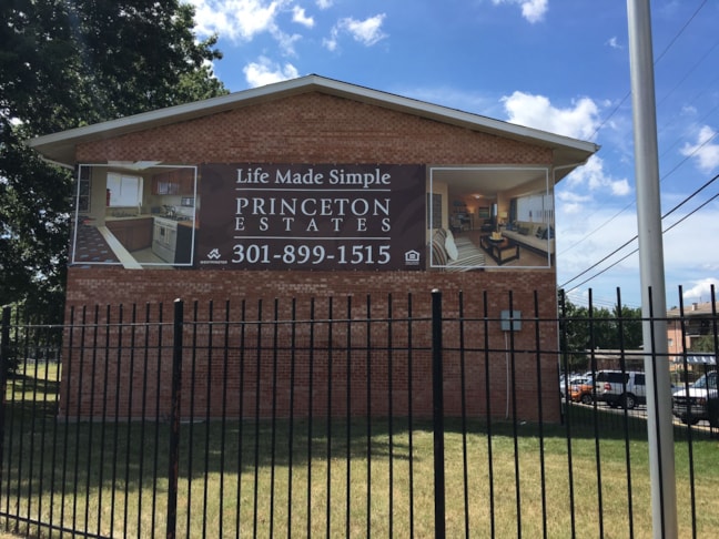 Fabric & Vinyl Outdoor Banners