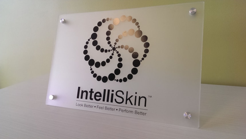 Clear Acrylic Impact Displays