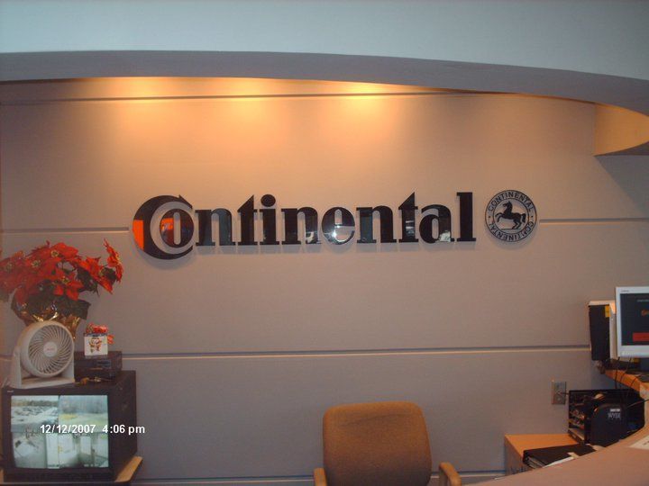 3Dimensional Letters Logos