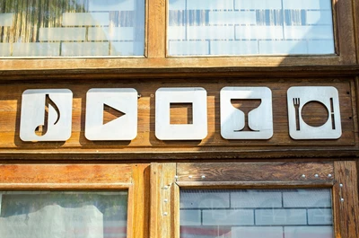 5 Types of Channel Letters to Consider For Your Storefront Sign
