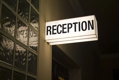 5 Benefits of Office Reception Signs That Every Business Owner Should Know