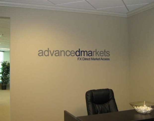 Wall Murals & Graphics