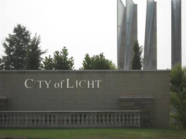 Wall Murals & Graphics