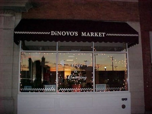 Wall Murals & Graphics