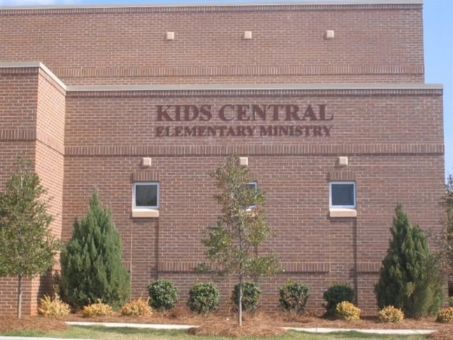 Wall Murals & Graphics