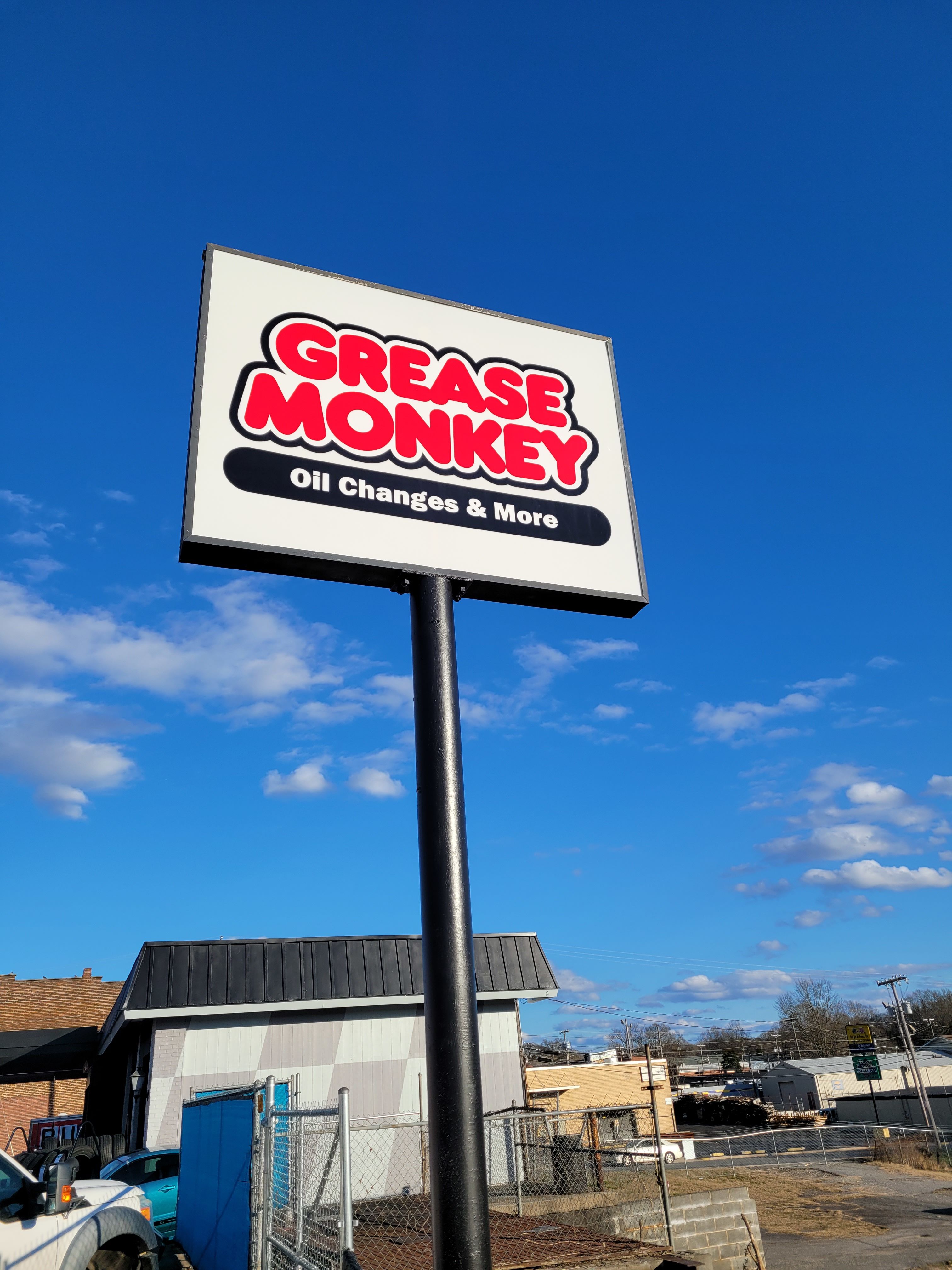 Pylon and Pole Signs in Charlotte, Pineville, Matthews Image360