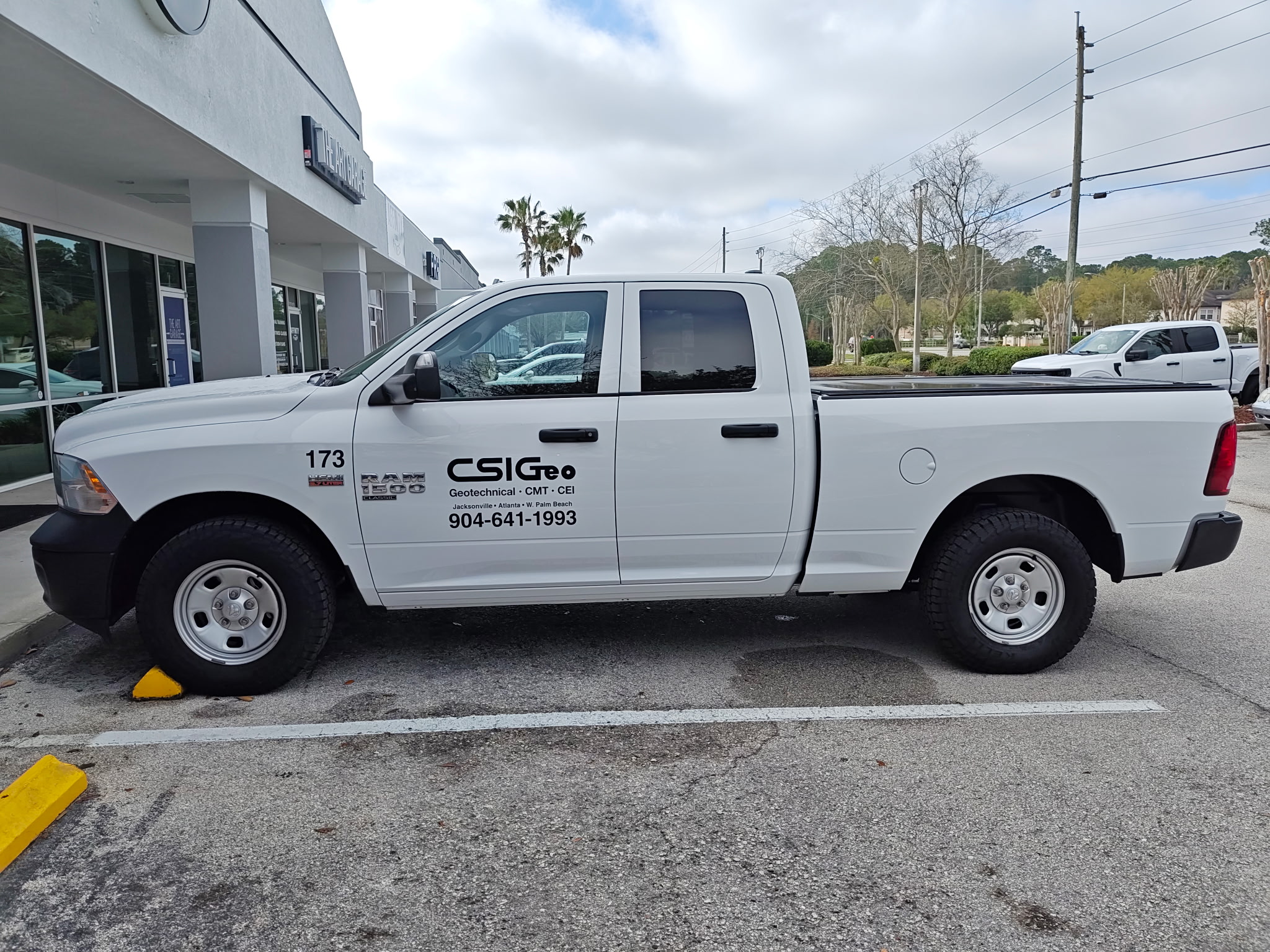 Vehicle Graphics & Lettering | Transportation, Logistics, & Distribution | Vinyl