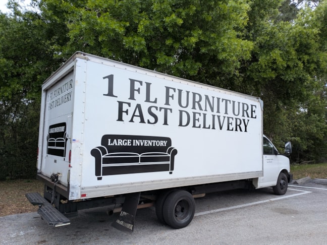 Vehicle Graphics & Lettering