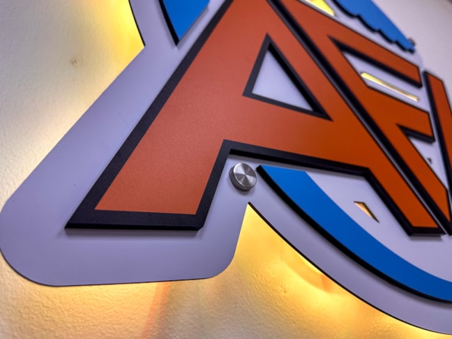 Edgelit and Backlit Signs