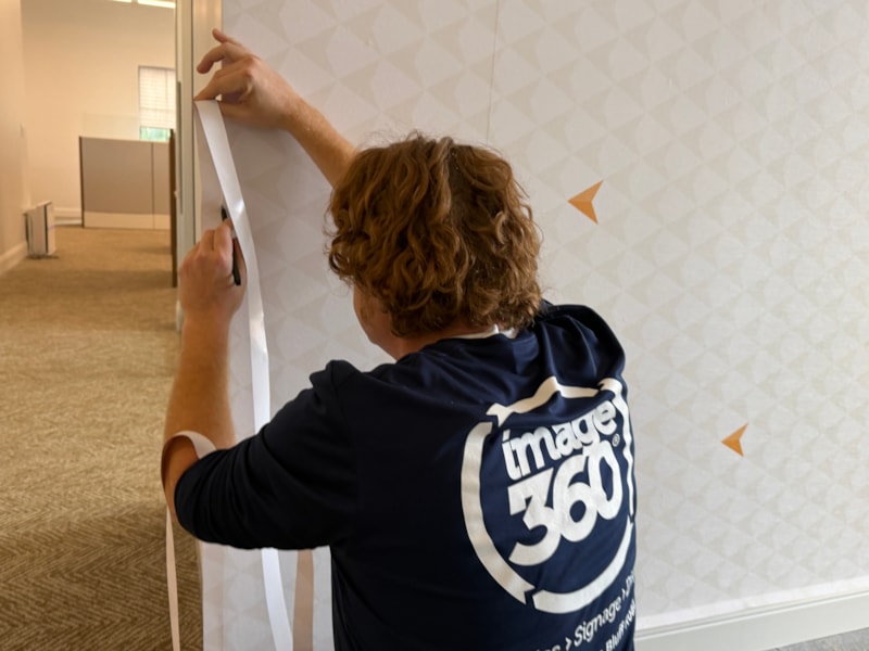 Custom Decals, Wraps & Lettering | Transportation, Logistics, & Distribution | Vinyl