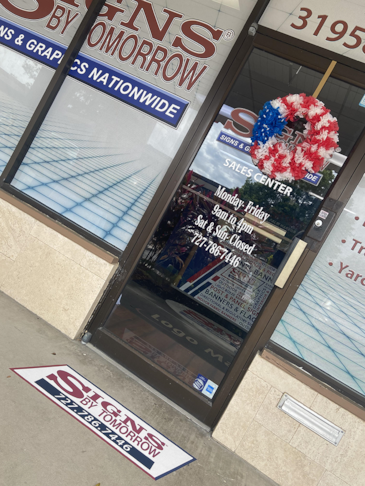 Custom Decals, Wraps & Lettering