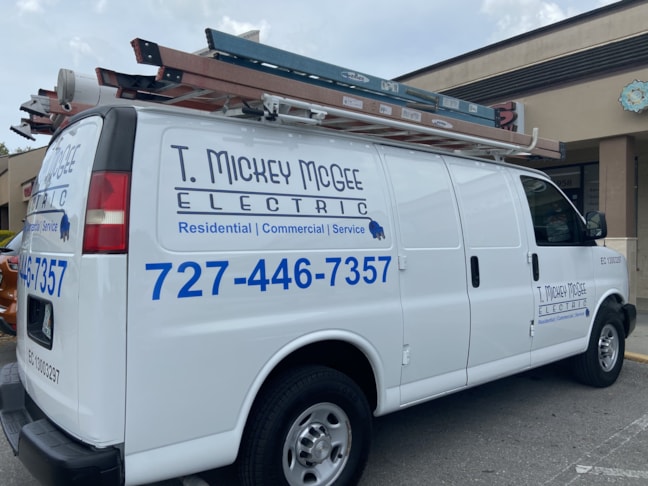 Custom Decals, Wraps & Lettering