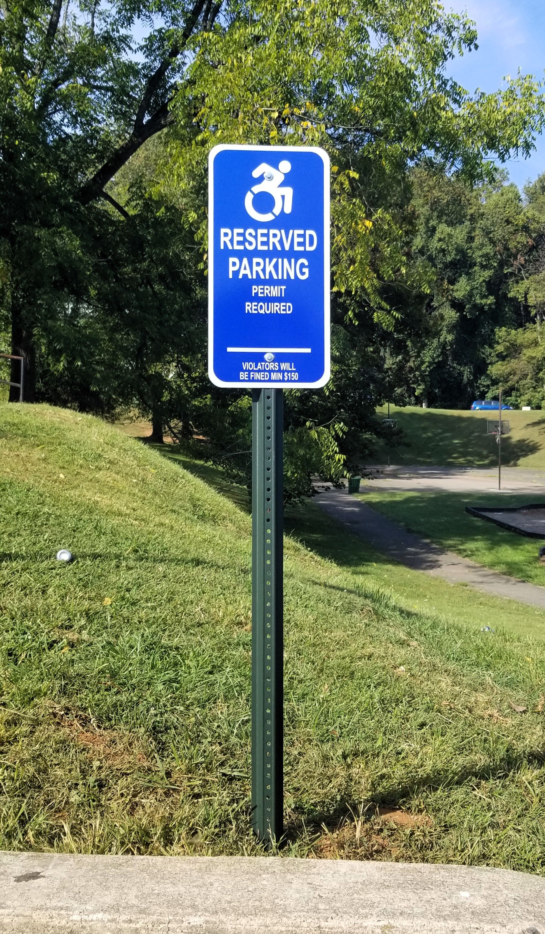 Regulatory & Parking Signs