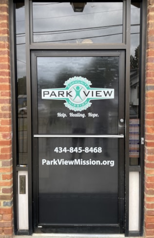 Custom Decals, Wraps & Lettering