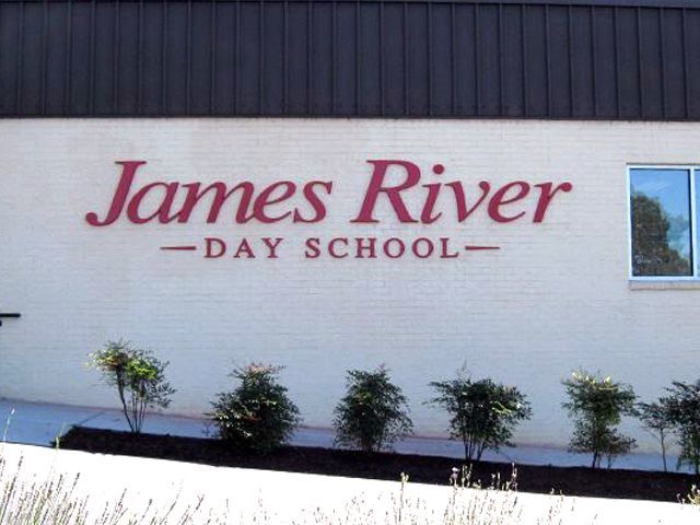 Dimensional Lettering