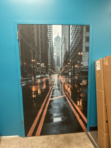 Wall Murals & Graphics