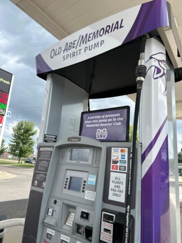 Custom Decals, Wraps & Lettering