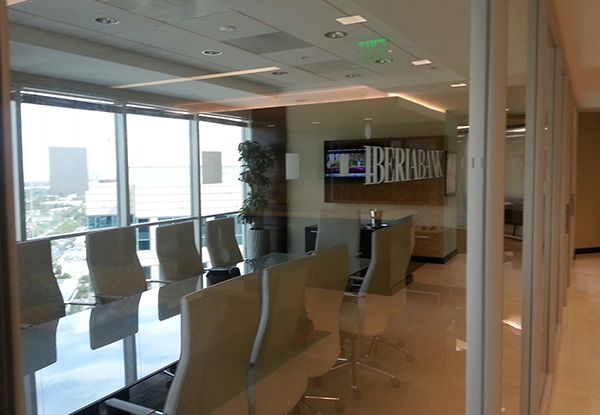  - window-lettering-finance-image360-ftlauderdale-fl