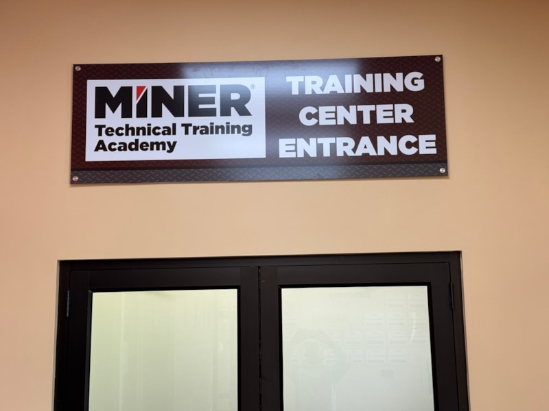 Custom Signs & Signage | Professional Services | Harrisburg, Pennsylvania | Vinyl