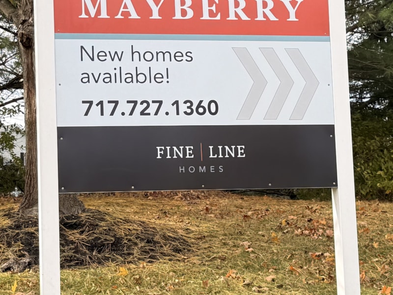 Post & Panel Signs | Real Estate | Harrisburg, Pennsylvania | Vinyl