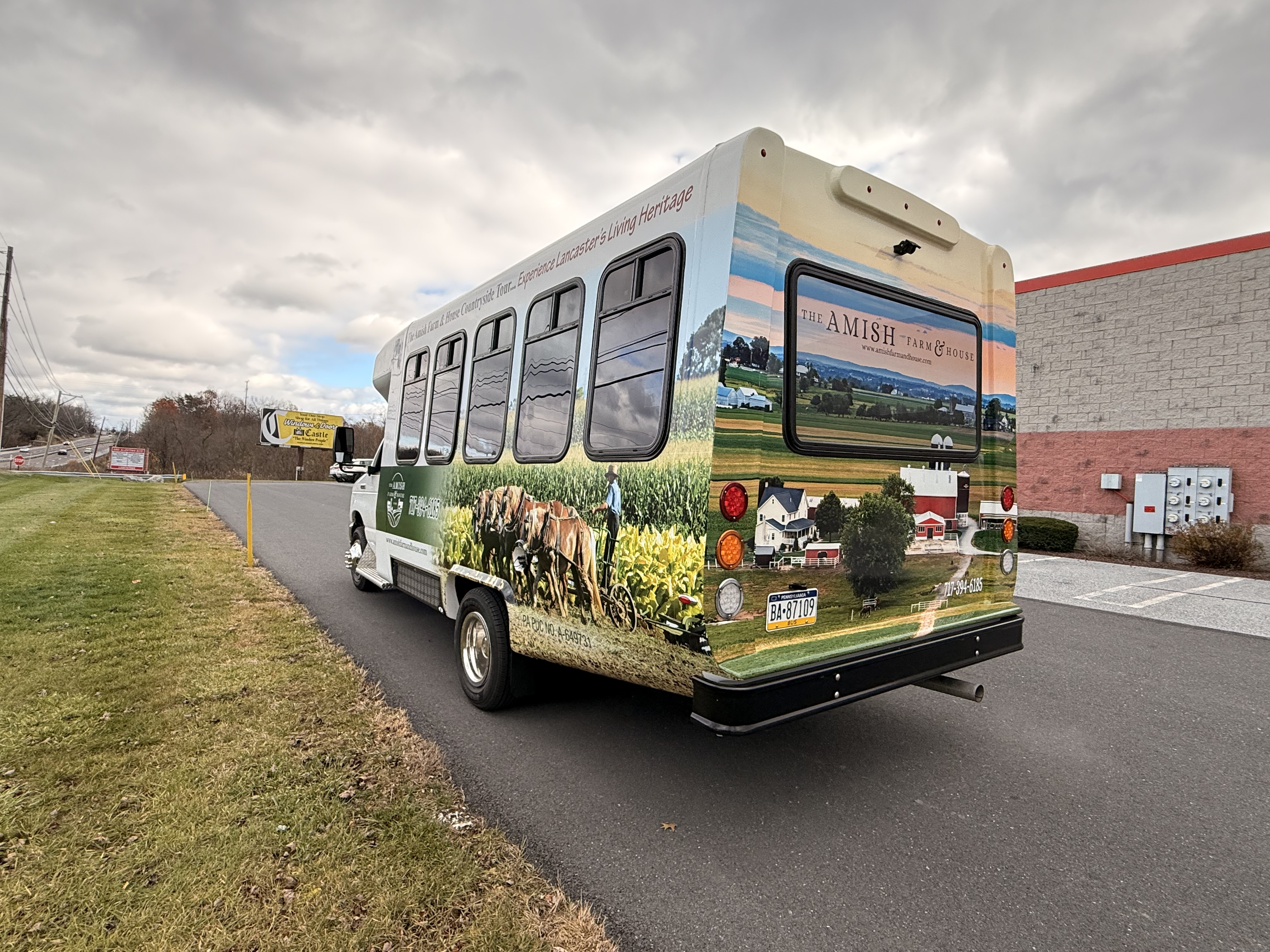 Vehicle Wraps | Hospitality & Lodging | Harrisburg, Pennsylvania | Vinyl