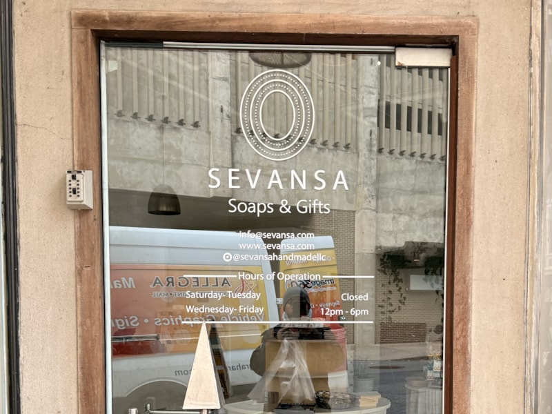 Window Graphics | Retail | Harrisburg, Pennsylvania | Vinyl