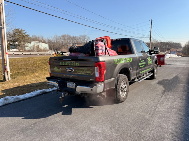 Vehicle Graphics & Lettering