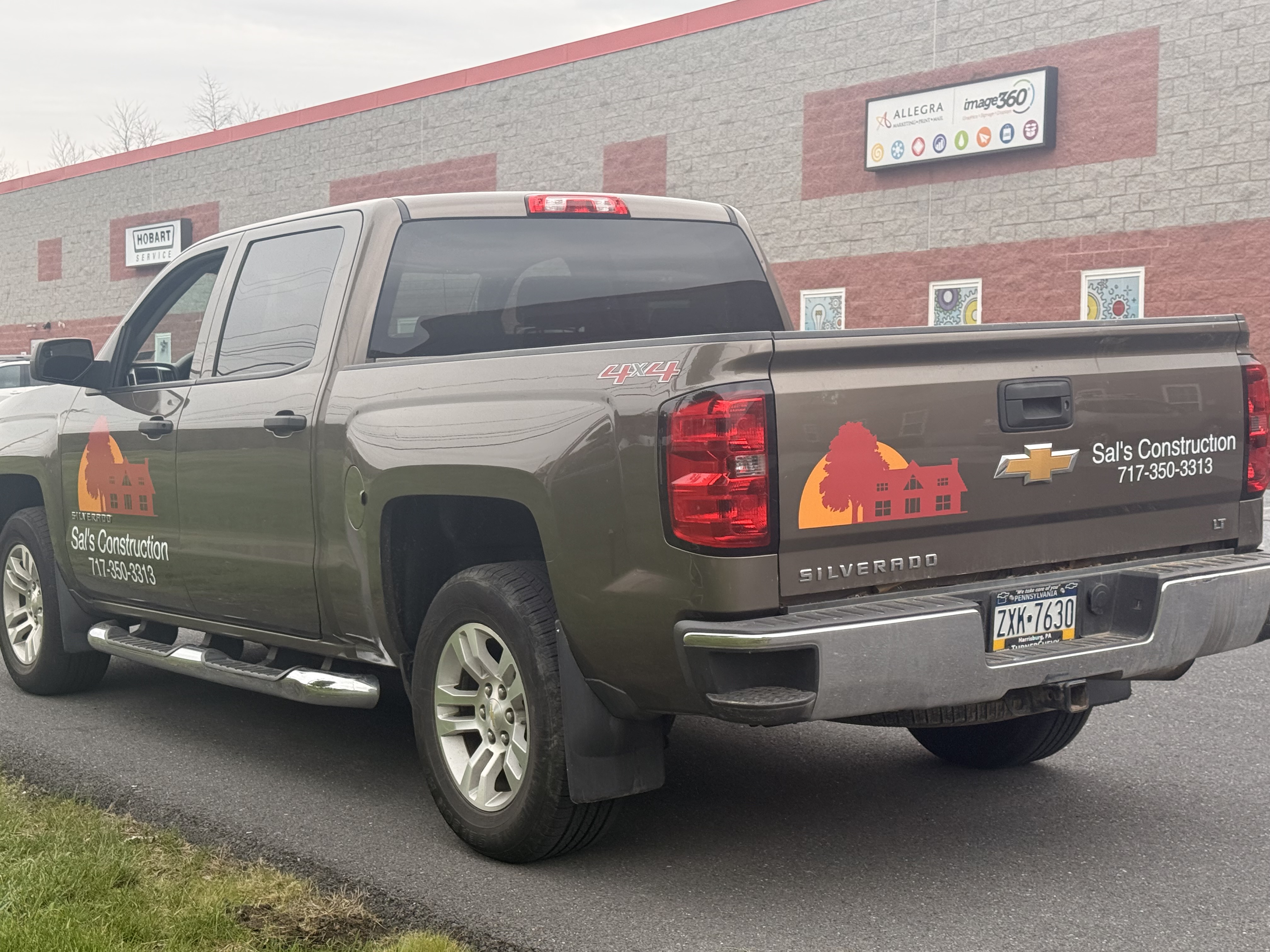 Vehicle Graphics & Lettering | Construction Signs | Harrisburg, Pennsylvania | Vinyl
