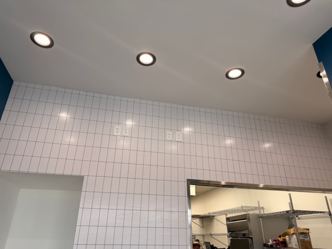 Wall Murals & Graphics