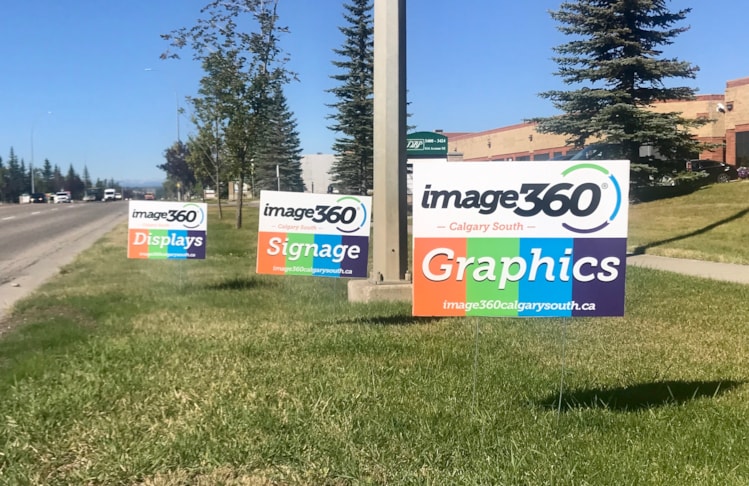 Yard Signs can change with the seasons to stay fresh and generate interest