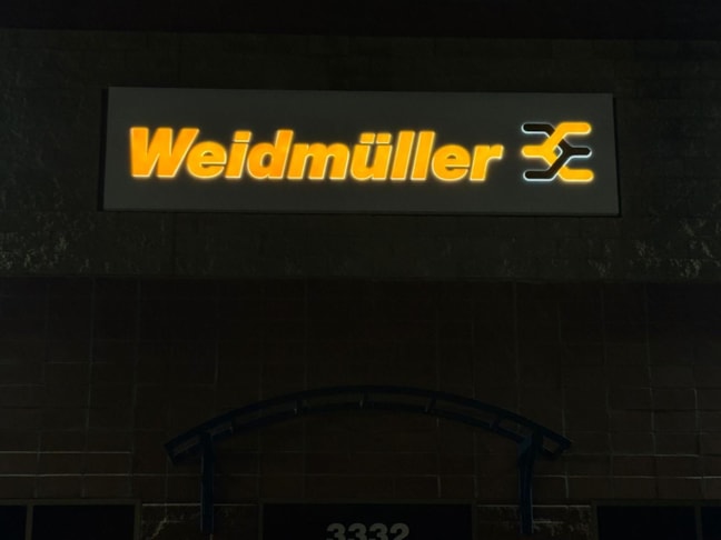 Lightbox Signs | Professional Services