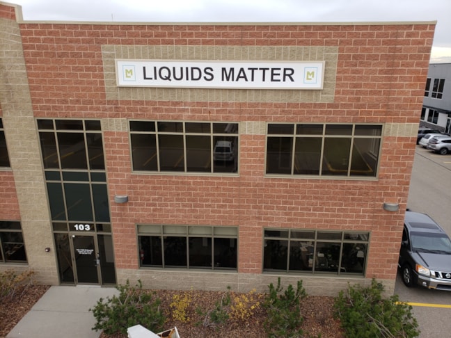 Moving into new premises or needing to update your exterior & outdoor Signage- we can do any size of signage