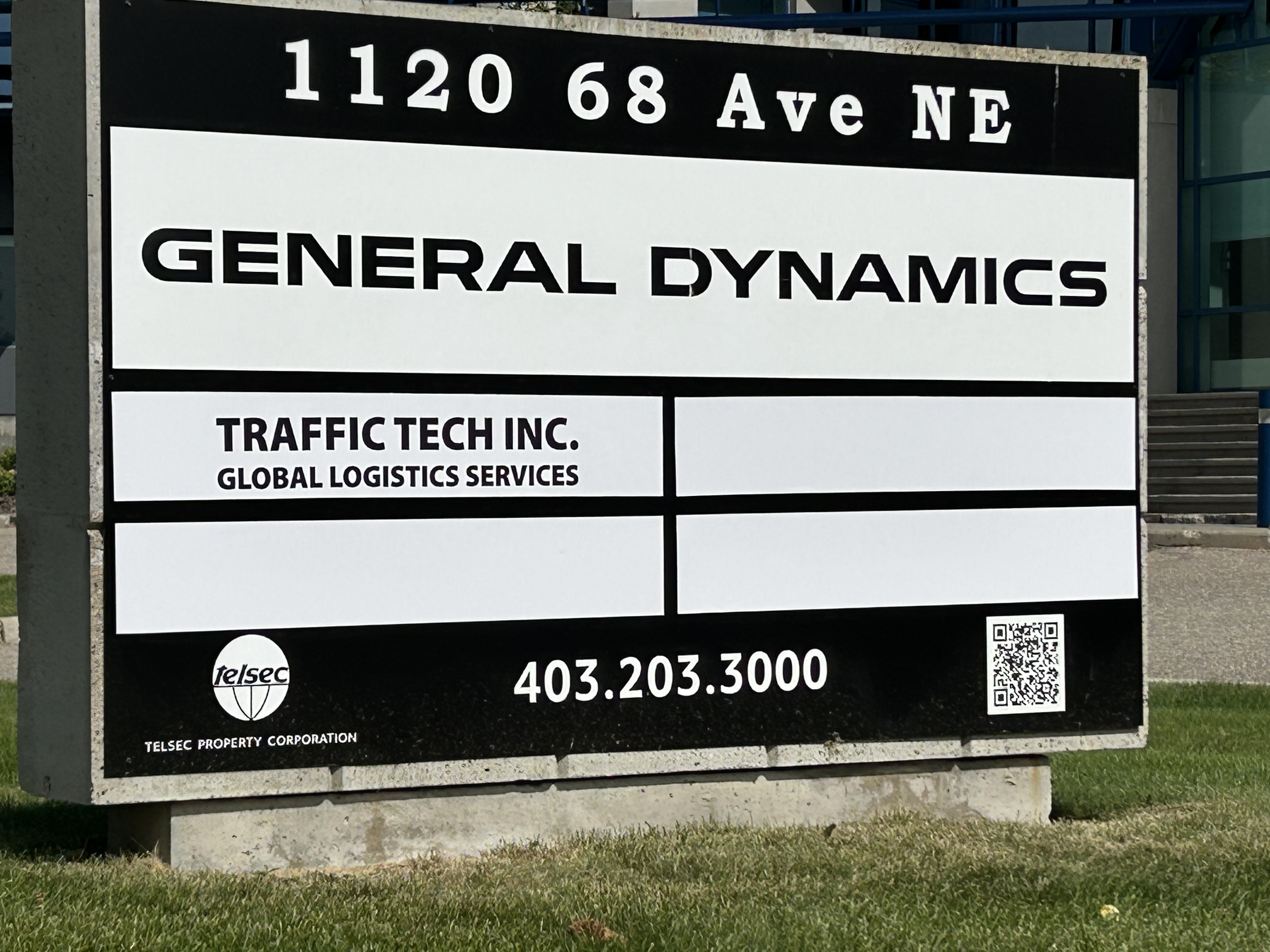 Calgary Weather vs. Your Signage: How to Make Your Signs Survive the Seasons