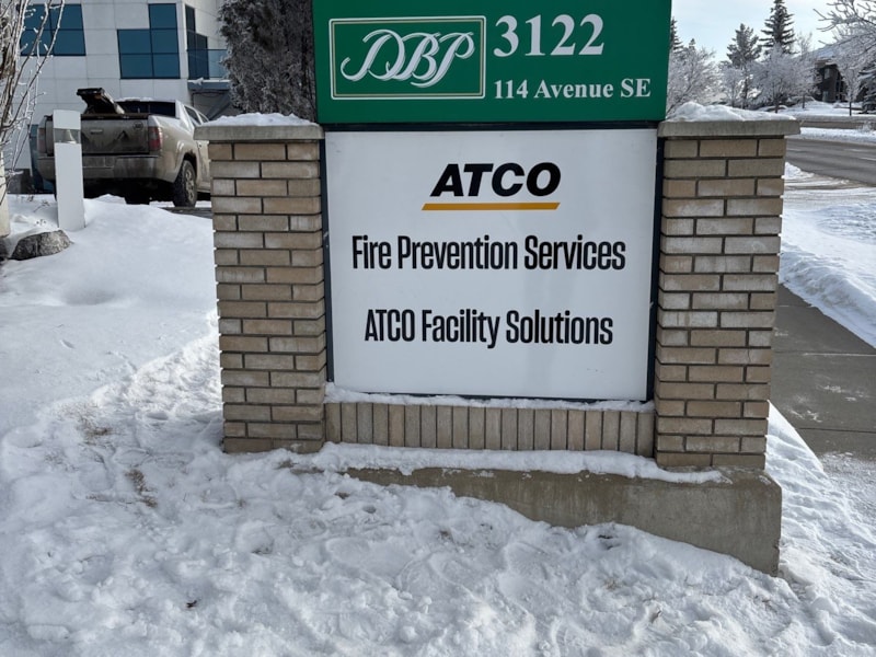 Monument Signs | Construction Signs | Calgary , Alberta Canada | Plastic