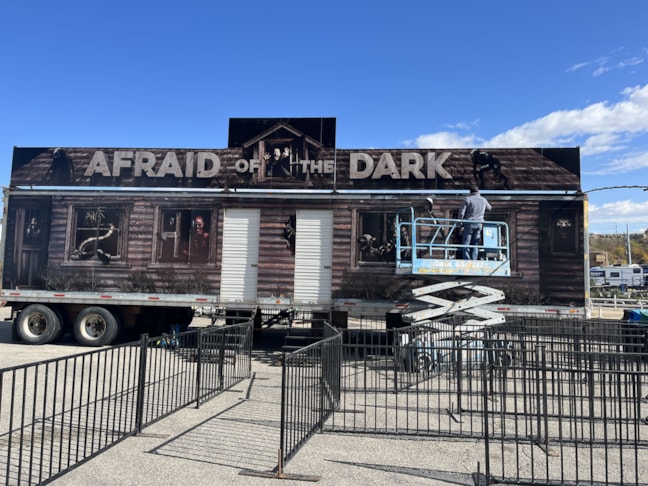 Custom Signs & Signage | Live Entertainment Venues