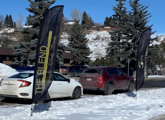 Flutter Flags & Feather Banners market to your consumers before they enter your store