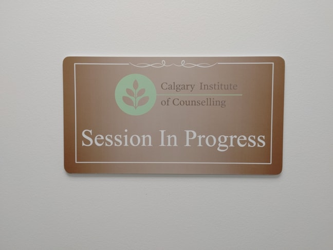 Elegant signage to minimize disruptions during counseling sessions