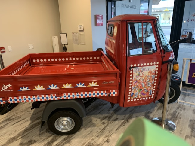 Vehicle Graphics & Lettering