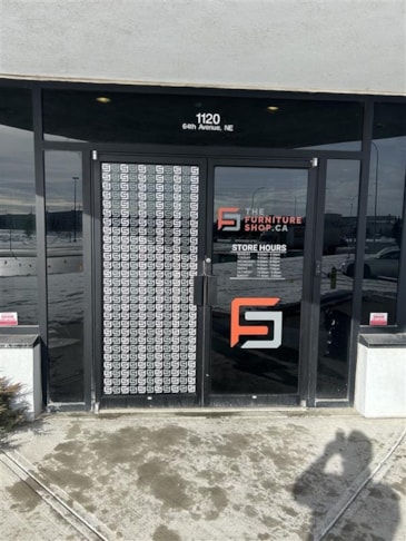 Window Graphics | Retail