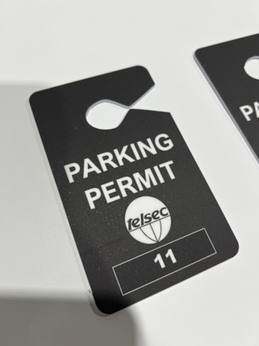 Stickers, Labels & Tags